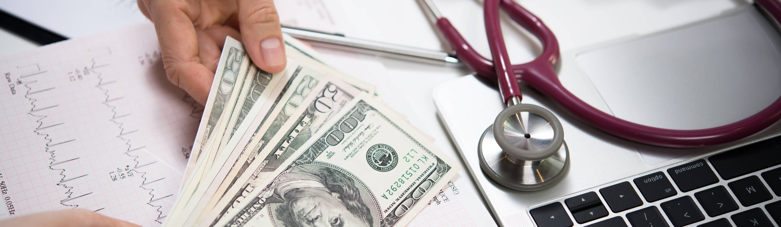 Financial consulting and cash flow analysis